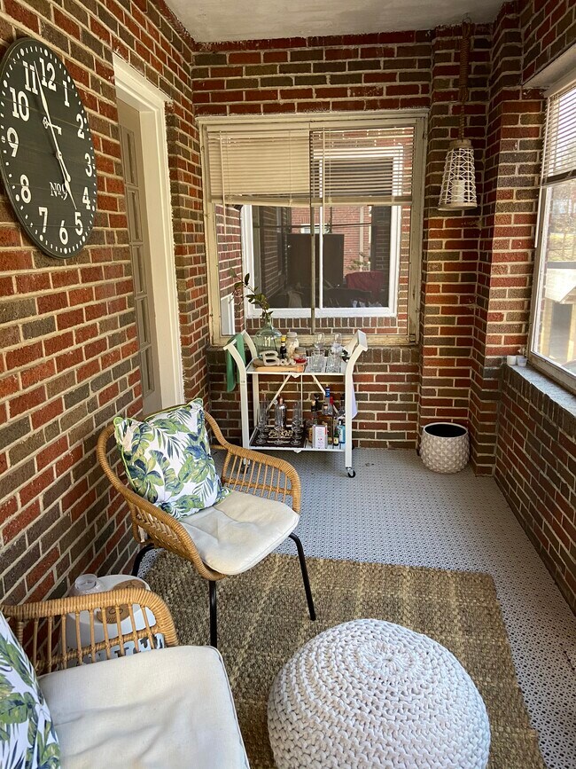 Screened porch - 6445 Montgomery Rd