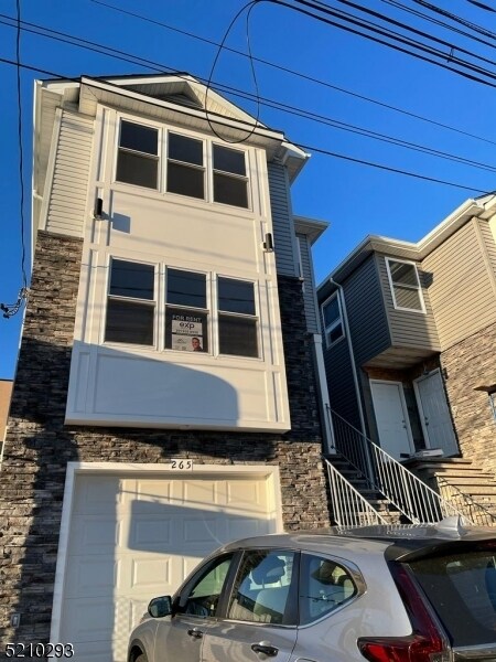 Foto del edificio - 265 16th Ave