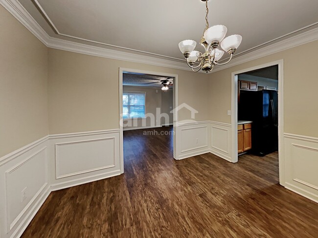 Building Photo - 4224 Virgil Moon Xing