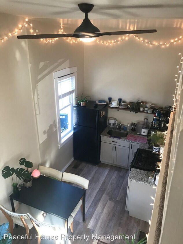 Foto principal - 501-503 E Chestnut St
