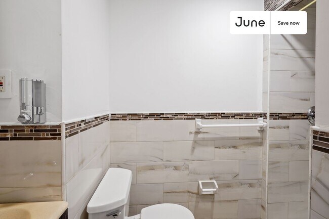 Foto del edificio - 534 E 14th St