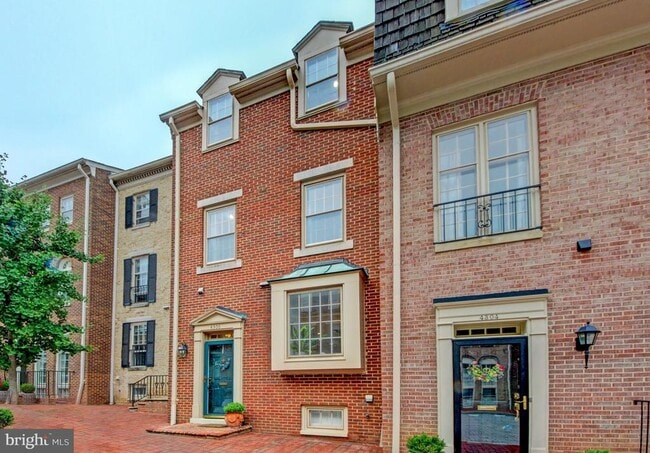 Building Photo - 4306 Westover Pl NW