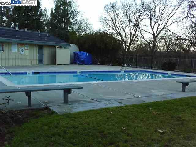 Foto del edificio - 2113 Arroyo Ct