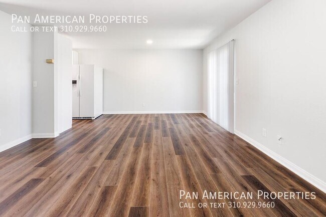 Foto del edificio - 991 Postal Way