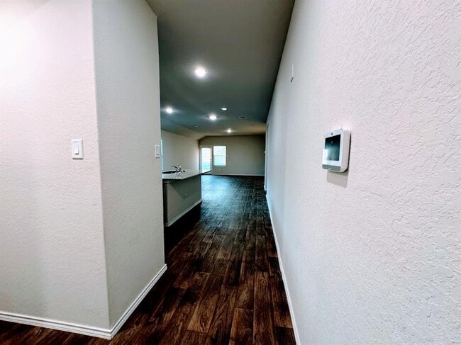 Building Photo - 841 Adler Way