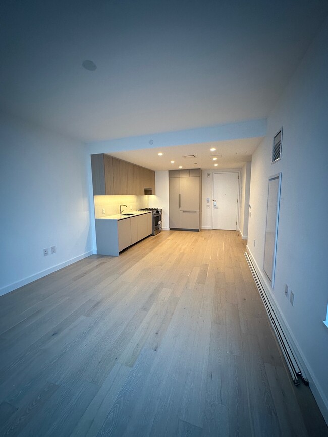 3 Court Sq Unit 5609 Long Island City NY 11101 Condo for Rent in 3 Court Sq Unit 5609 Long Island City NY 11101 Condo for Rent in