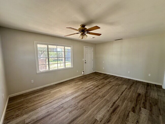 Foto del edificio - 544 N 7th Pl
