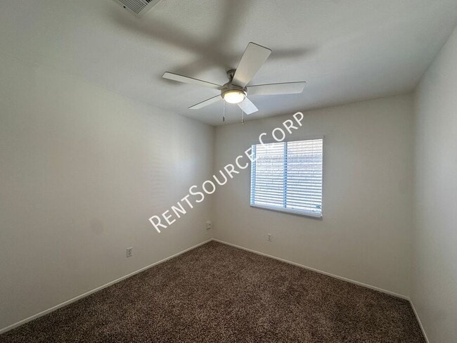 Building Photo - 30420 Yosemite Dr
