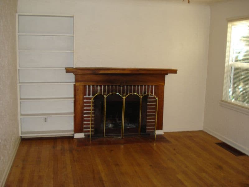 Building Photo - 238 N 8th St
