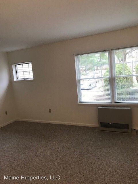 Building Photo - 2 br, 1.5 bath House - 46 Glendridge