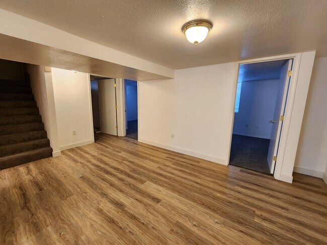 Foto del edificio - 2571 E 3300 S