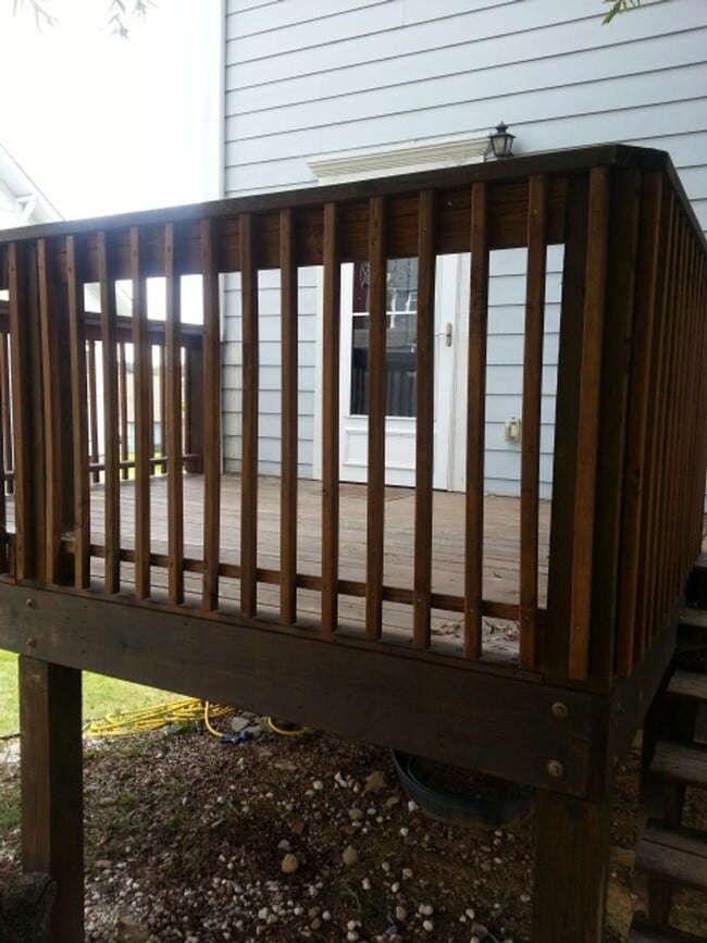 Building Photo - 1737 Moses Ave