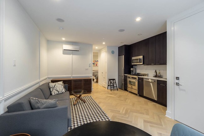 Foto del edificio - 1753 Willard St NW
