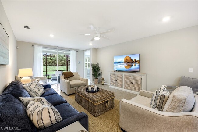 Foto del edificio - 14551 Edgewater Cir