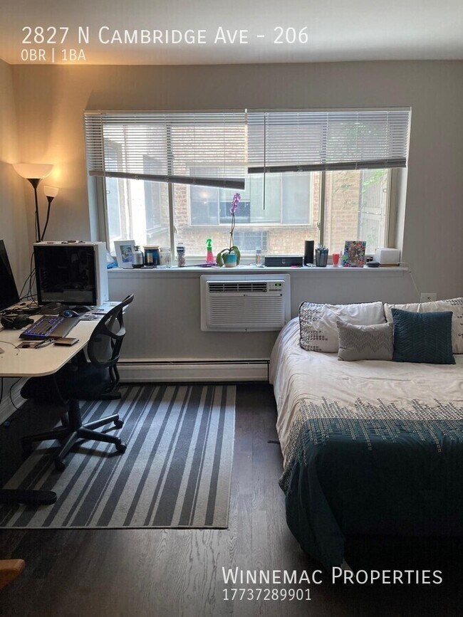 Foto del edificio - 2827 N Cambridge Ave