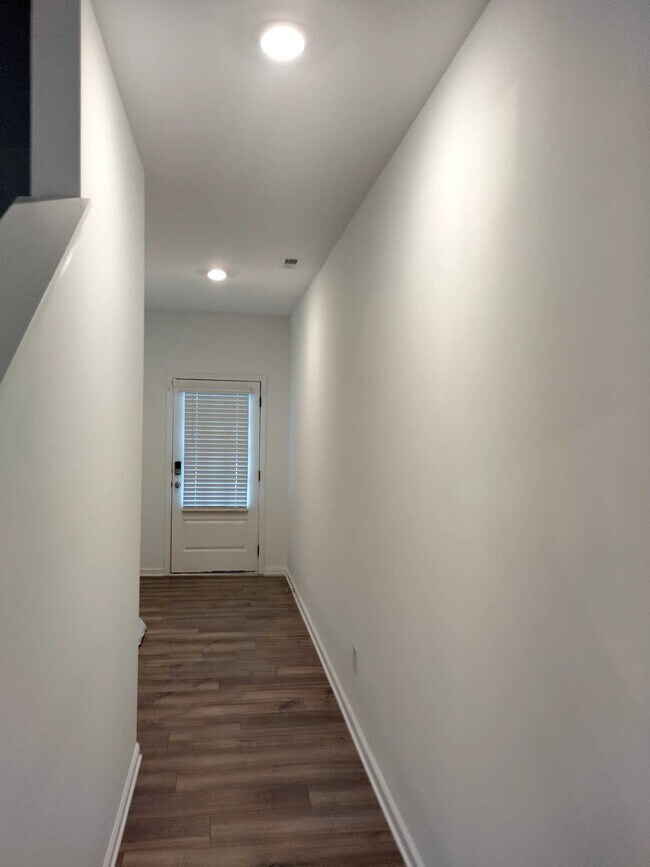 Foto del edificio - 1111 Lossie Ln