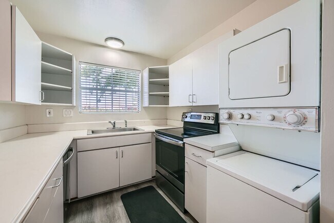 Foto del edificio - Golf course views in LVCC