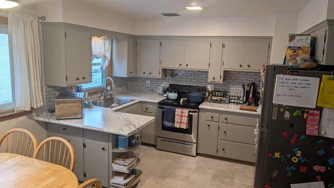 Foto del edificio - 3765 S. 58th St.