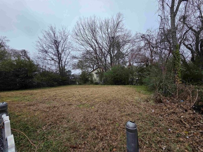 Foto del edificio - 2956 Lake Park Rd