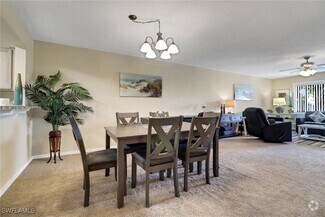 Building Photo - 9901 Sunset Cove Ln