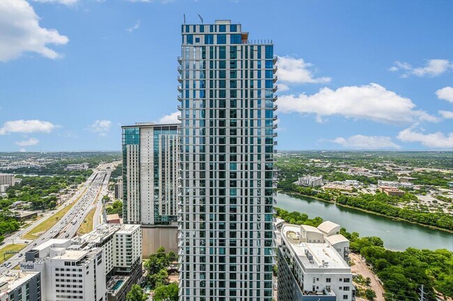 Foto del edificio - 610 Davis St