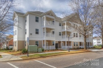 Building Photo - 17905 Delmas Dr