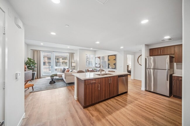 Building Photo - The Max on Jefferson