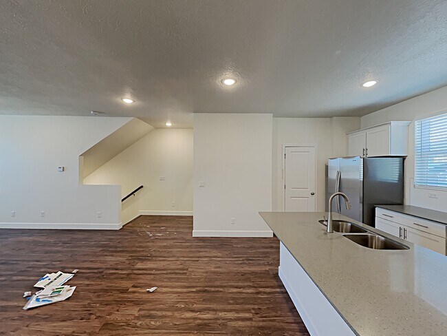 Foto del edificio - 6022 W South Jordan Pky