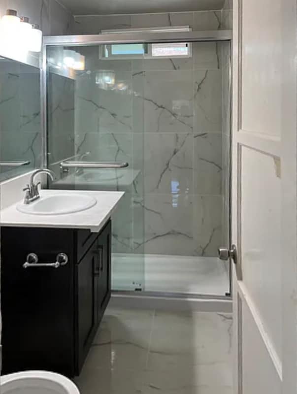 Photo - 1434 S Sycamore St Apartment