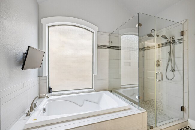 Foto del edificio - 12336 Pebble View Dr
