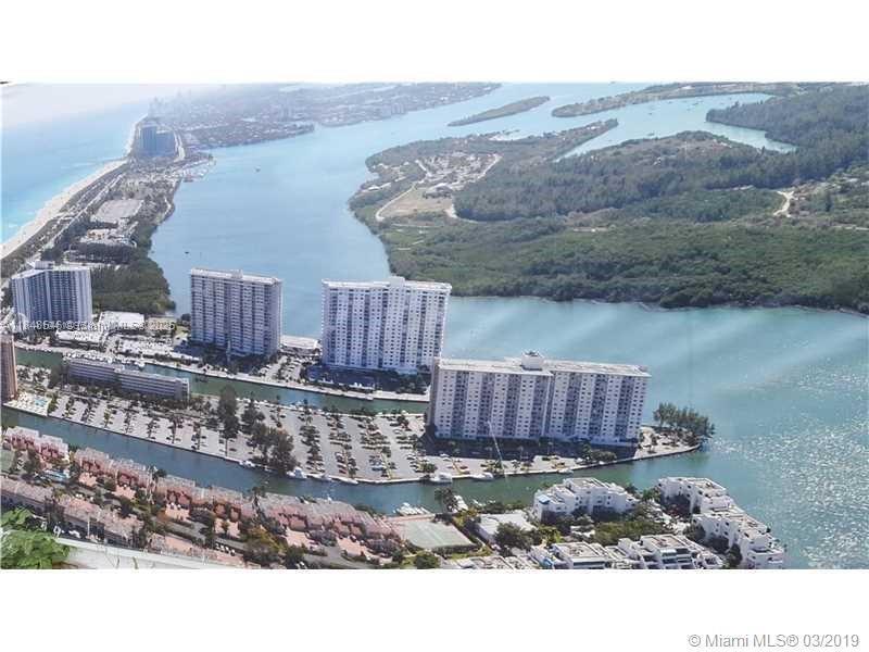 Foto principal - 500 Bayview Dr