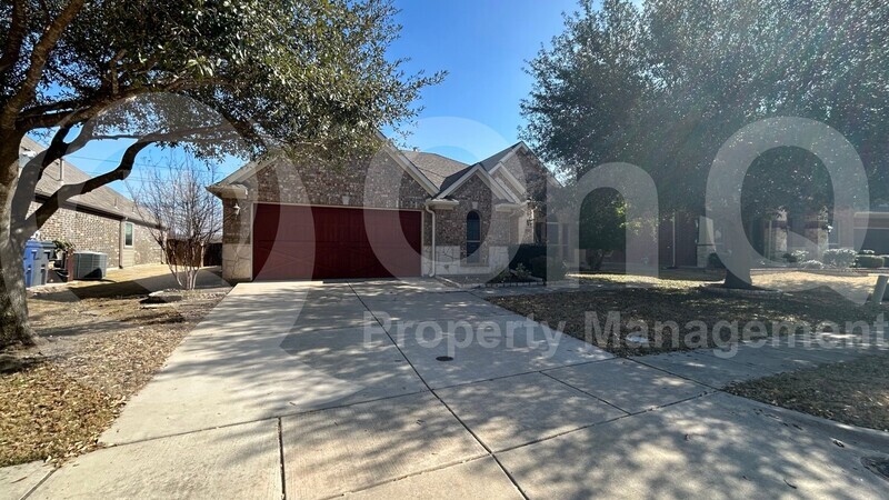 Foto principal - 512 Elm Creek Dr