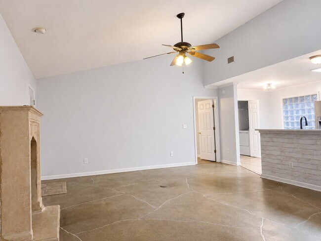 Foto del edificio - 1248 Westfield Ln
