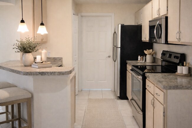 Foto del edificio - Beautiful 1/1 condo Lake View close to UCF and Valencia College.
