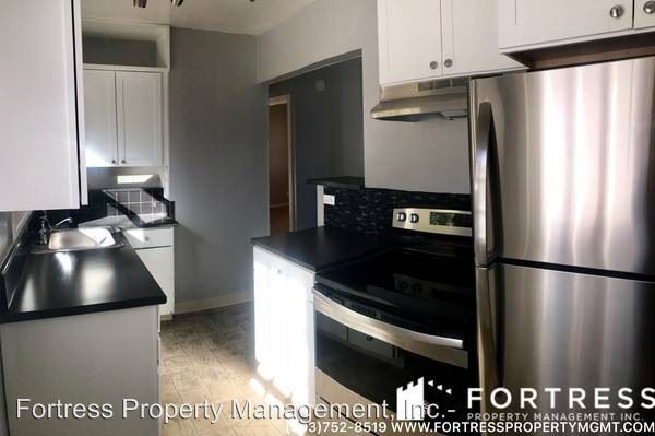 Foto principal - 10746 NE Wygant St