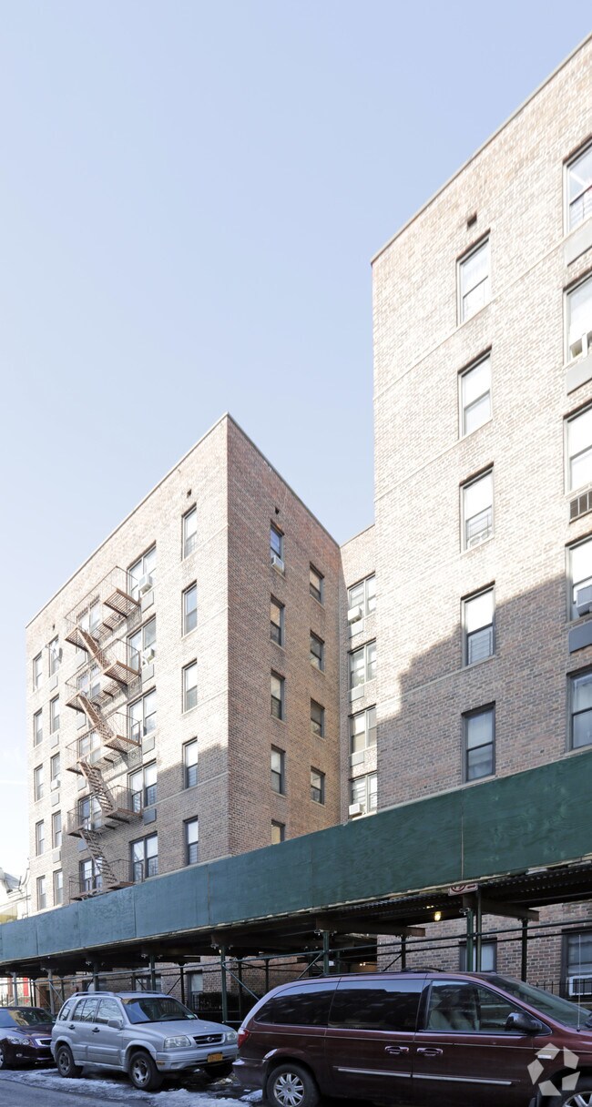Building Photo - 42-43 Ithaca St