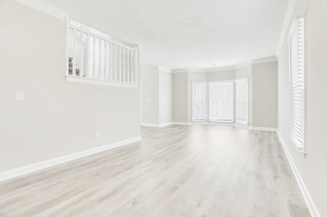 Foto del edificio - 1433 Crooked Tree Cir
