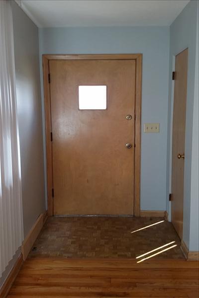Foto del edificio - Raised Ranch Duplex