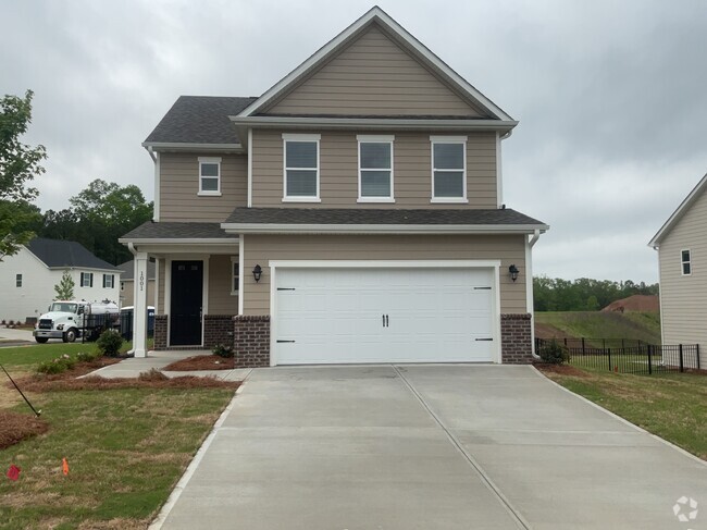 Building Photo - 1001 Highland Walk