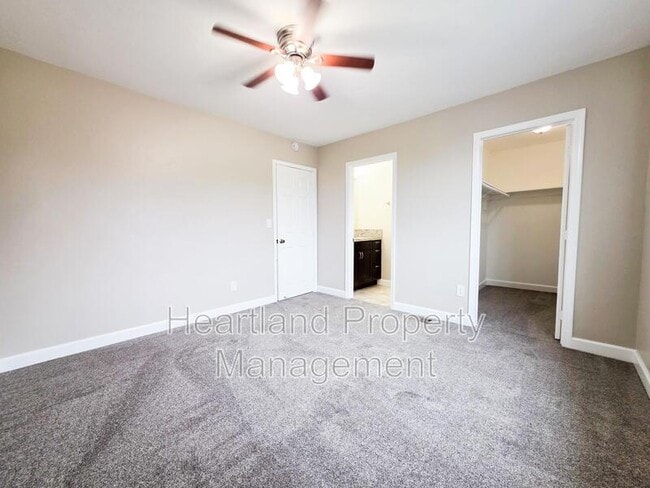 Building Photo - 8386 Golden Ave