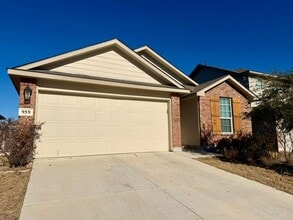 Building Photo - 959 Brown Thrasher