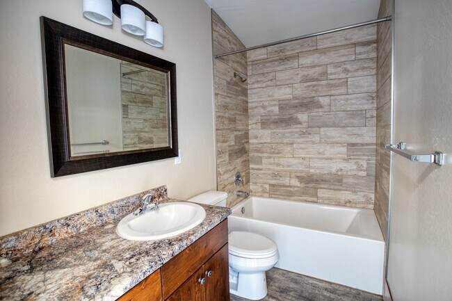 Foto del edificio - 5554 White Mountain Ave