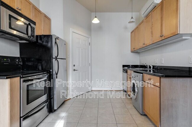 Foto del edificio - 1321 1/2 E. Main St.