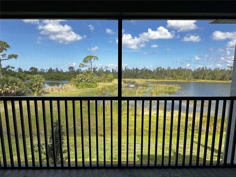 Foto principal - 14271 Heritage Landing Blvd