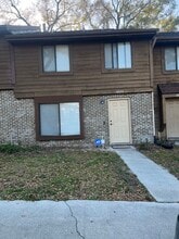 Building Photo - 4994 Sanoma Village