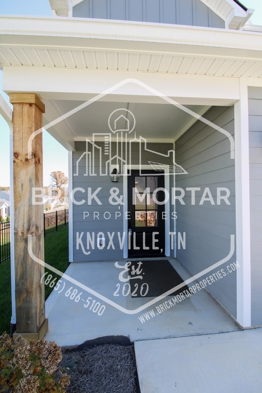 Foto del edificio - 1669 Spring Berry Ln