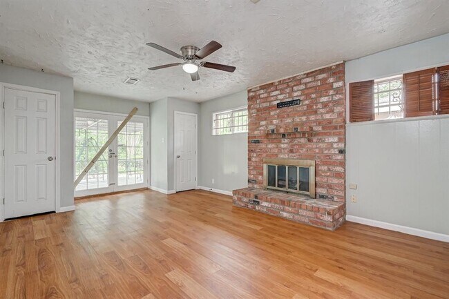 Building Photo - 12546 Claygate Dr