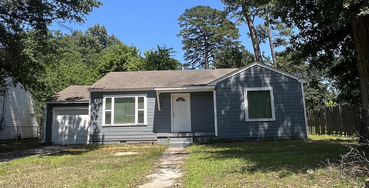 Foto principal - 436 Southgate Ave