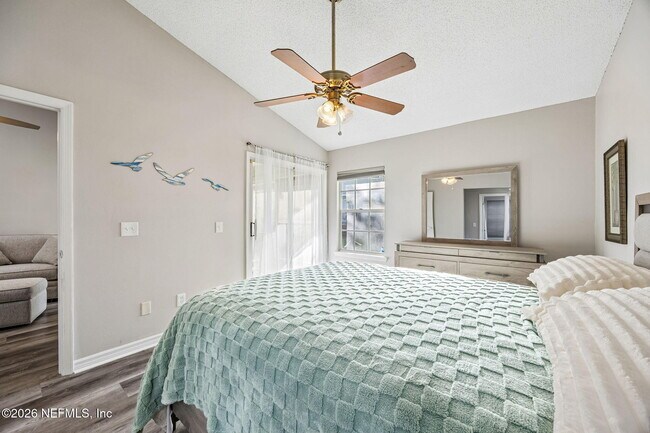 Foto del edificio - 12036 Arbor Lake Dr