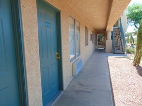 Building Photo - 100 Pulsipher Ln